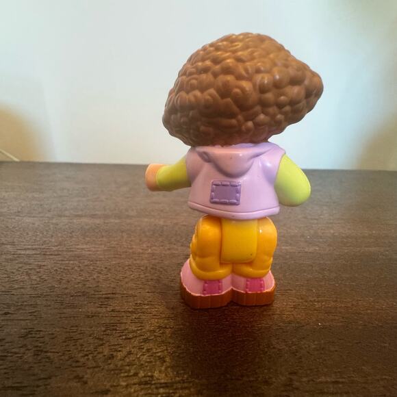 Fisher Price Little People Camping Figures Sarah Lynn, Maggie, Elena 2007 Picnic - Picture 11 of 13